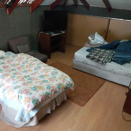 Hospedaje Familiar Gloria Punta Arenas Extérieur photo